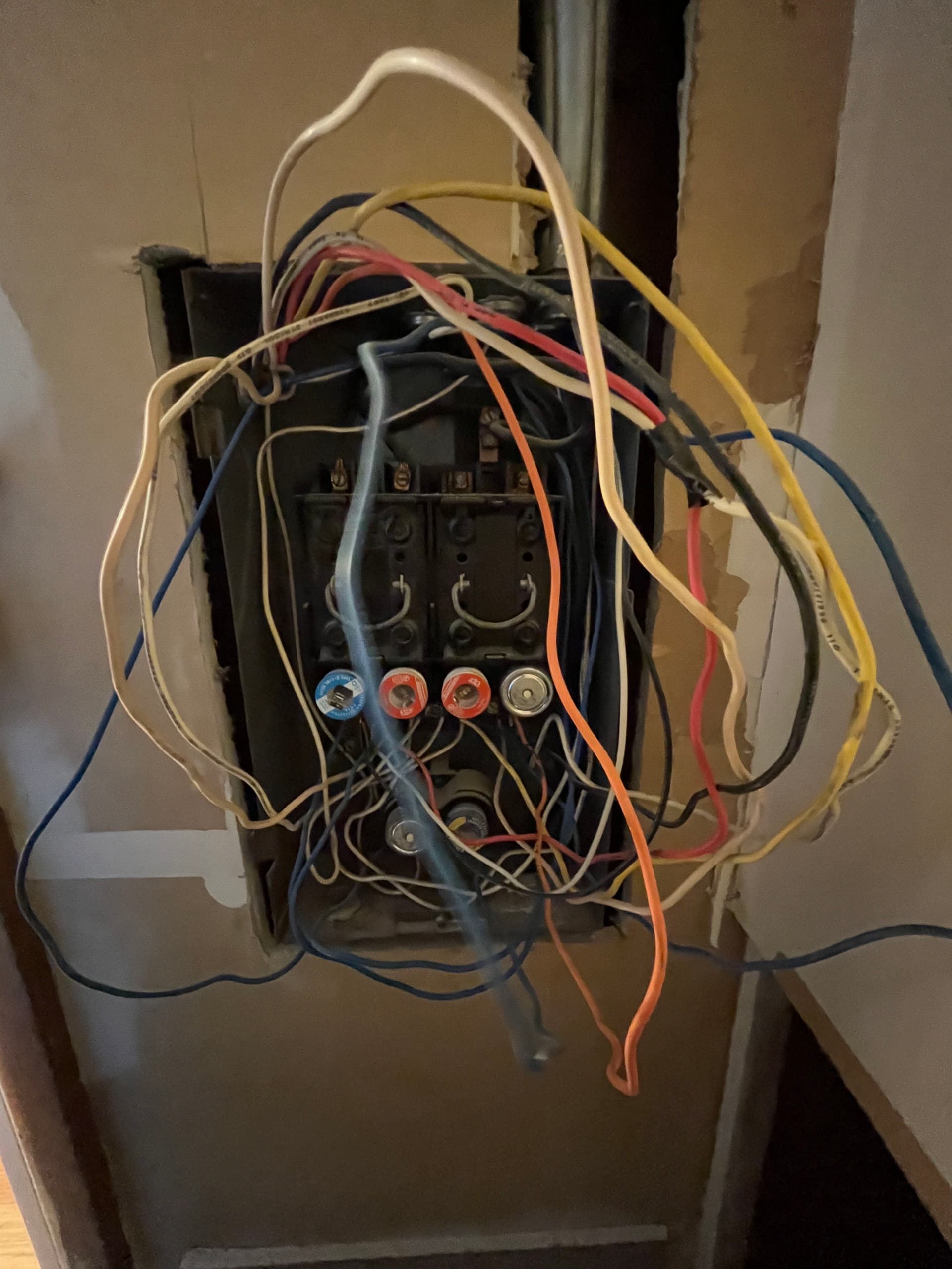 Gallery photos for Clean Panel vs. Chaos - Which Would You Choose?: Image #1